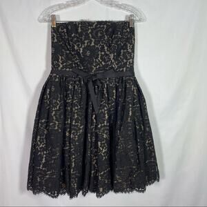 Robert Rodriquez, Strapless Lacy Dress. Size 10. Pristine Condition!